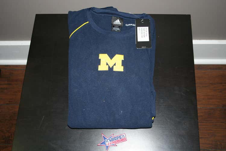 Brand New University of Michigan Crew Neck Fleece (L)