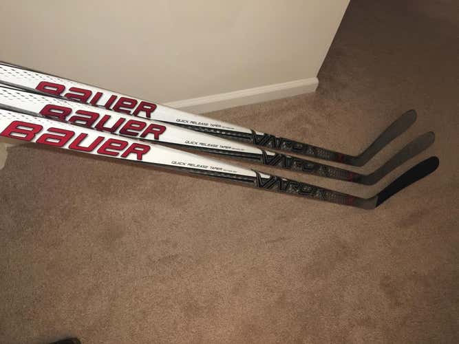 3 pack  Pro Stock Bauer Vapor 1X Grip 82 flex.  LH excellent condition  59" has not been cut!! $2...