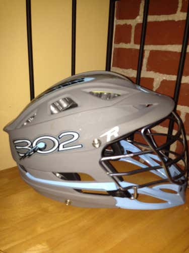 Matte Grey & Carolina Cascade R Helmet
