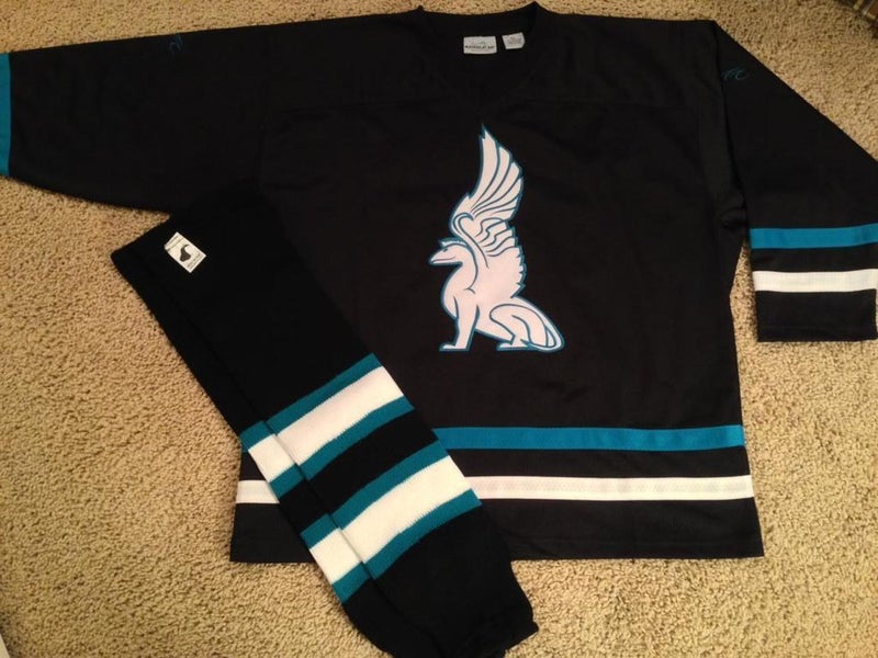 SET: Mandalay Bay ‘Limited Edition’ Las Vegas Winged Griffin Logo Ice Hockey Jersey, Adult Size ...