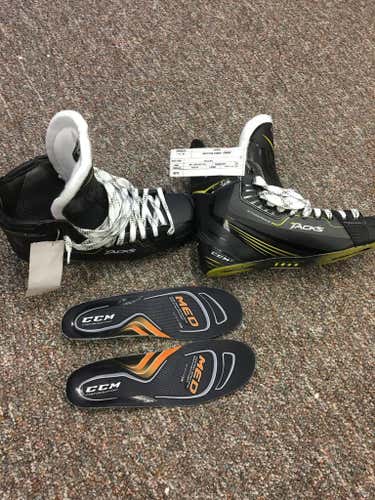 $240 New Custom CCM Tacks 9.5 D/A Skates Boot.  No holders  on skates drilled holes for LS or LS ...