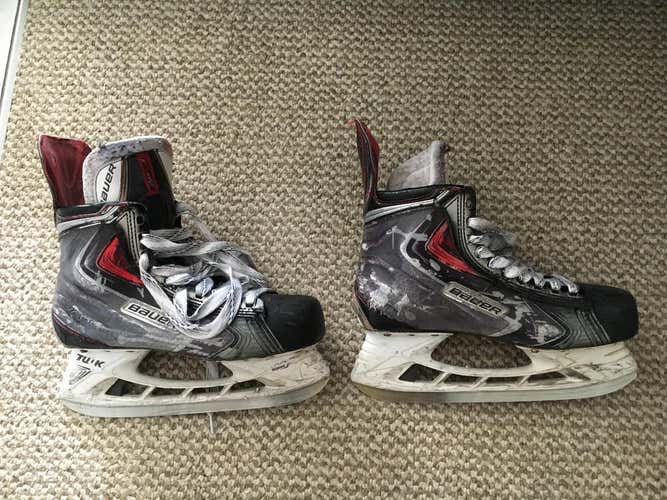 Bauer Vapor APX2 Skates