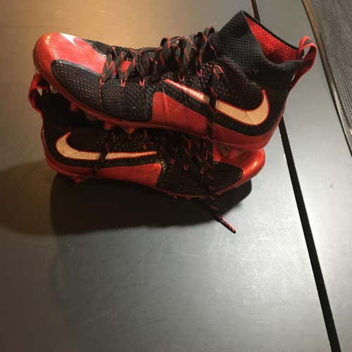Nike Untouchables 2 Size 10.5