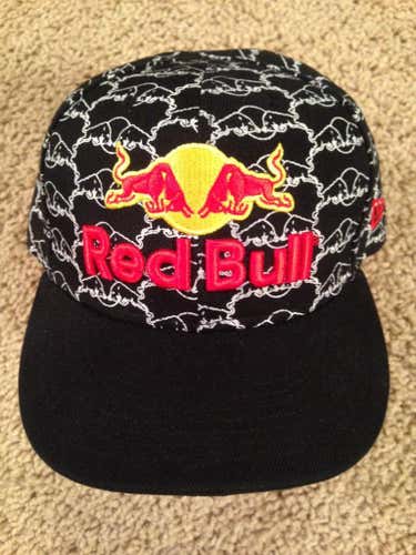 REDBULL New Era 59FIFTY Fitted Hat, Size 7 ¼ (57.7 CM)  ++ BRAND NEW – NEVER WORN ++