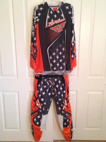FLY RACING 'Kinetic' Motocross Ensemble … Jersey: Size Large, Pants: Size 34  ++ WORN ONCE … VERY...