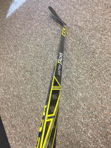 Prostock CCM Ultra Tacks Grip 85flex LH Crosby /Backstrom 57" Length Excellent Condition 1-$65.00