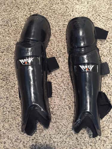 Hockey (ball) Shin guard