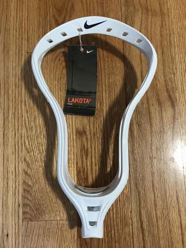 Nike Lakota U