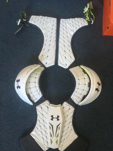 Brand new Under armour VFT shoulder pads