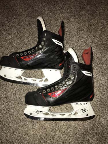 CCM RBZ skates side 8.0 D brand new