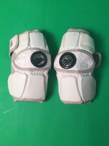 Maverick Dynasty Supreme Mid Arm Pads