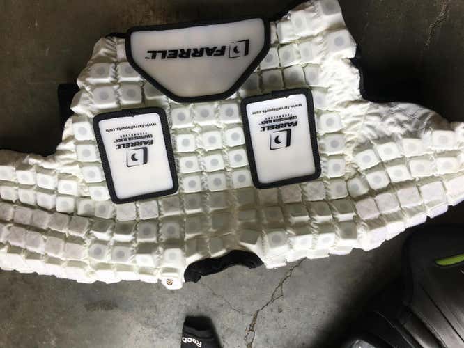 Farrell shoulder pads adult medium