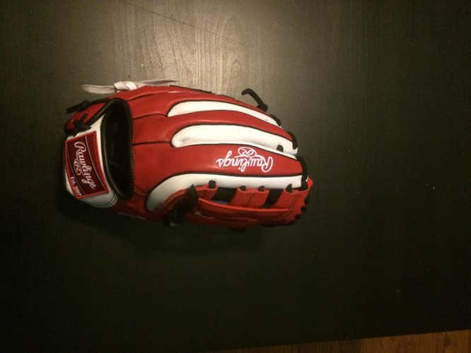 2017 Rawlings Gamer XLE 11.75" (GxLE315-6WS)