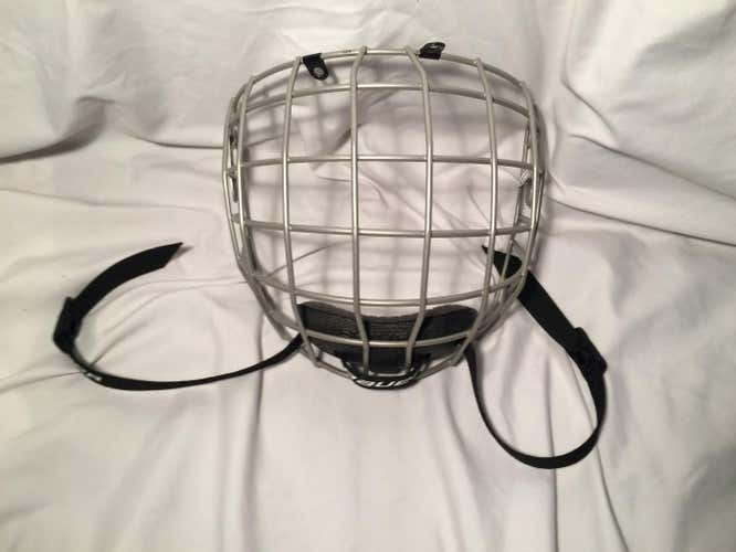 Bauer Silver Cage Medium New