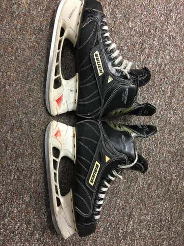 Used Custom Bauer Supreme 8090  Stiff Boot! Good sha pe   Size 10 1/4  D/A.  $40 New Rivets and F...