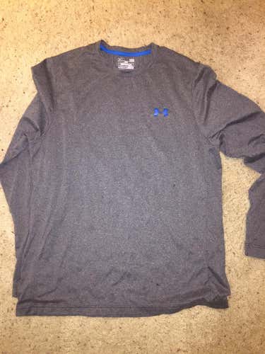 Like New Under Armour long sleeve