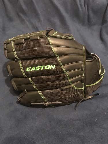 EASTON SYNERGY INF/OUTFIELD 12.5" -  Fast Pitch Glove