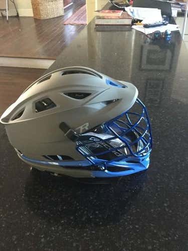 UNC Grey Cascade R with Chrome Blue Mask