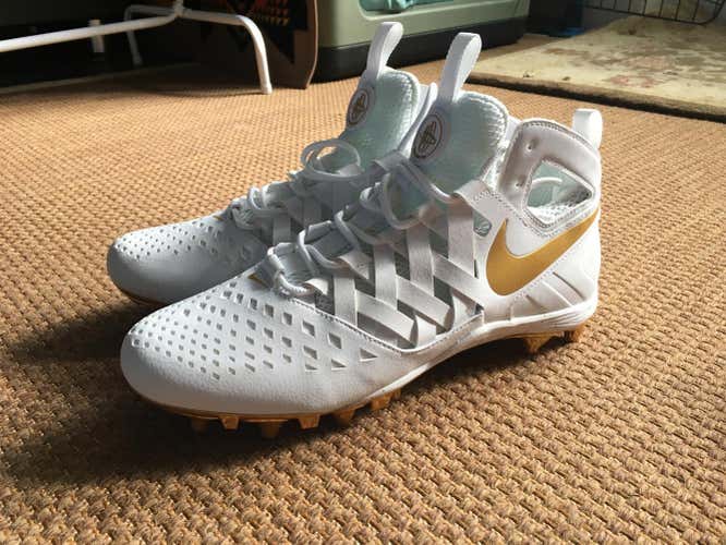 Brand New Nike Huarache Cleats