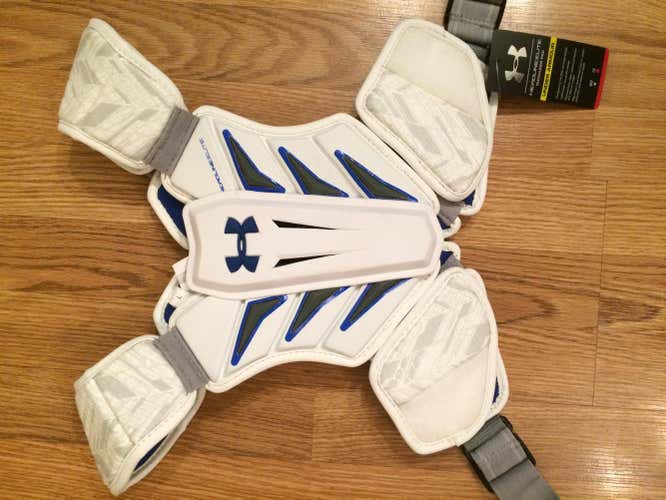 Under Armour Headline Elite