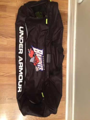 Buffalo Bandits Under Armour Game Worn Lacrosse Gloves and UA Lacrosse Bag
