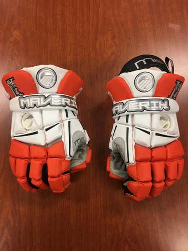 Kalamazoo College M3 Gloves