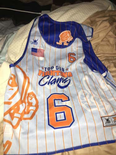 Clams pinnie