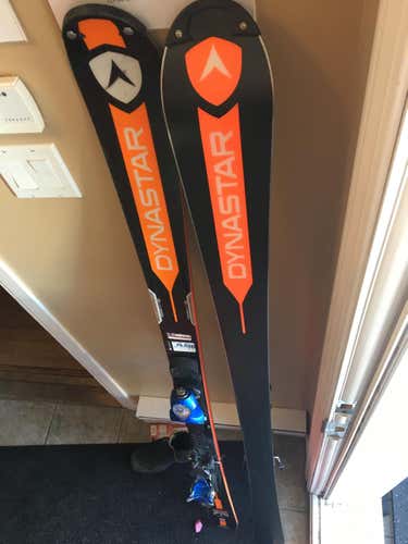 Dynastar 165cm Slalom Skiis (No Bindigs)
