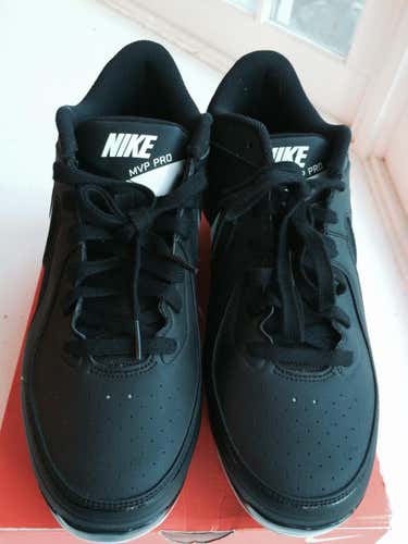 New Nike Nike Men’s Metal Cleats. Size 11.5