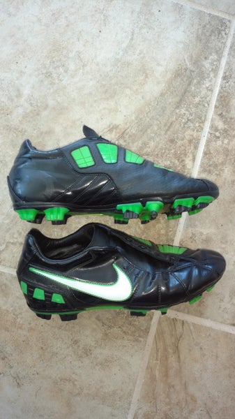 Nike T90