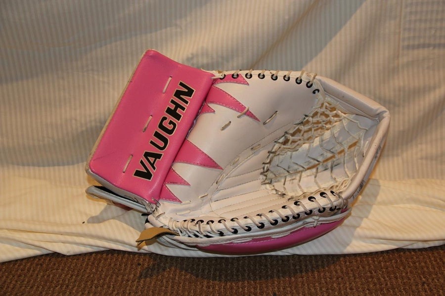 Howard Cancer Night Vaughn Glove