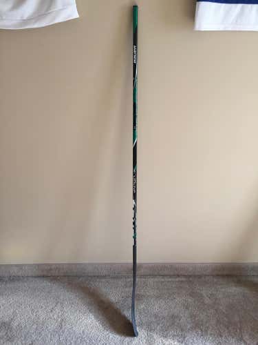 Vapor APX. 77 flex. Right Handed. P92