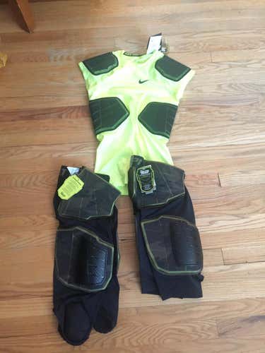 NWT Nike Padded Football Shirt and Girdles