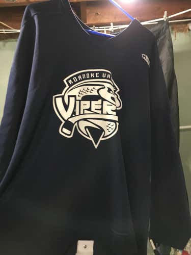 Roanoke Valley jersey. Size 56