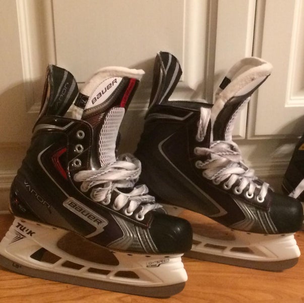 Men's Bauer Vapor X90 for Sale (size 7.5)