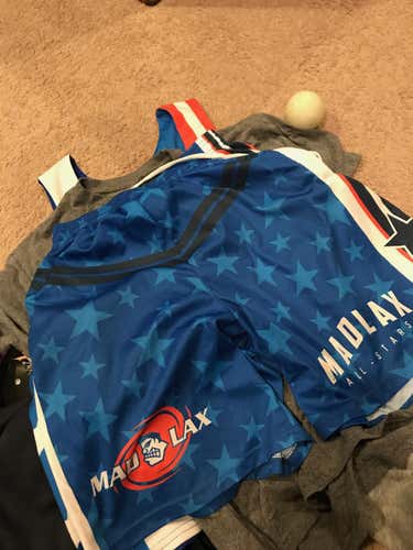 Madlax National Apparel