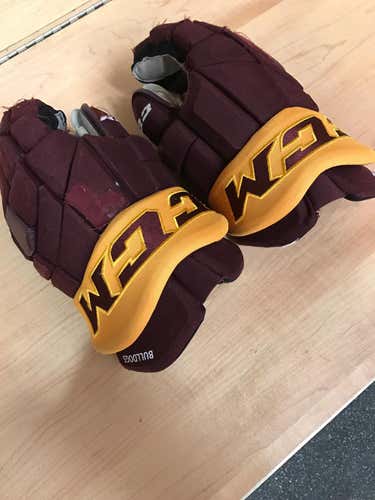 Minnesota Duluth CCM Pro Stock Size 14 Gloves