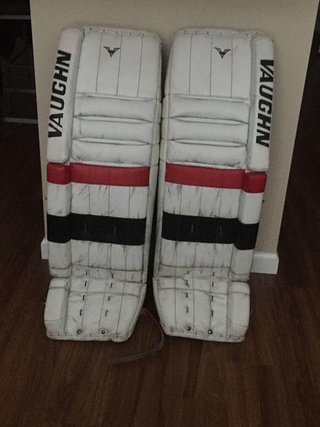 Custom Vaughn V5 leg pads 36+2 PROSTOCK