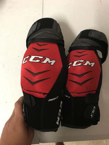 Used 1 time CCM Quicklite QLT 270 Elbow Pads