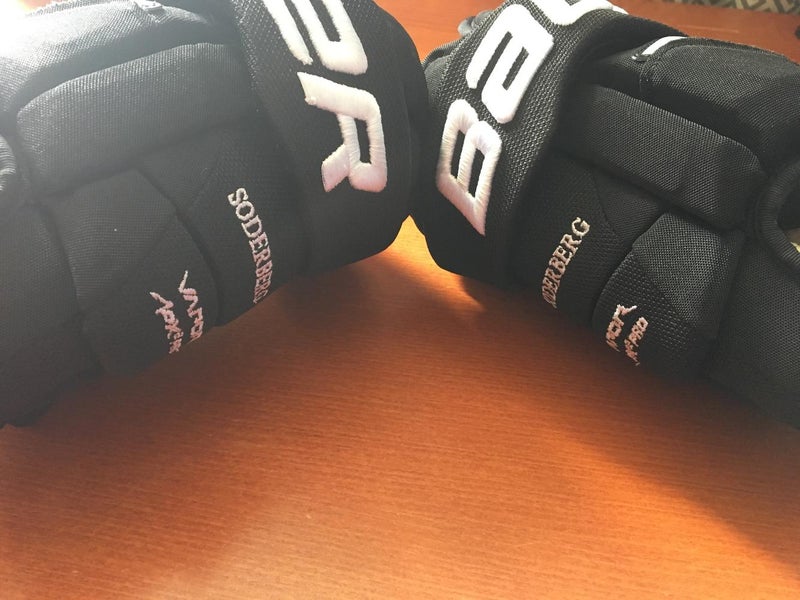 Bauer APX2 pro stock hockey gloves Bruins