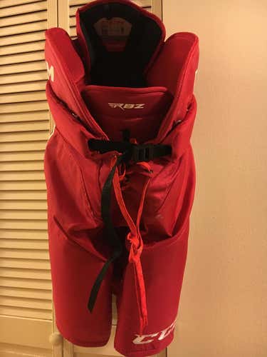 New CCM RBZ Hockey Pants Size XL