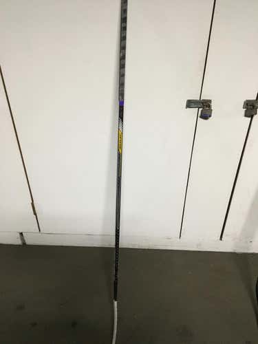 Pro Stock Bauer supreme stick