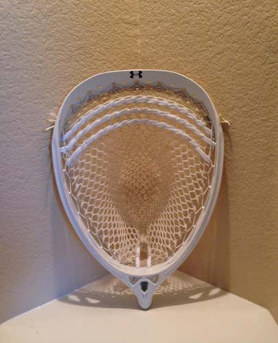 LN UA Headline with 20D ECM black