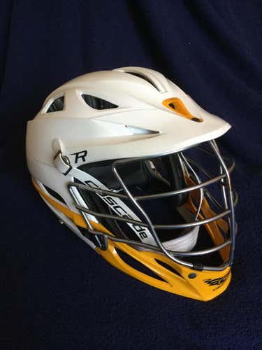 White R w/ Yellow Chin, Barely Used!