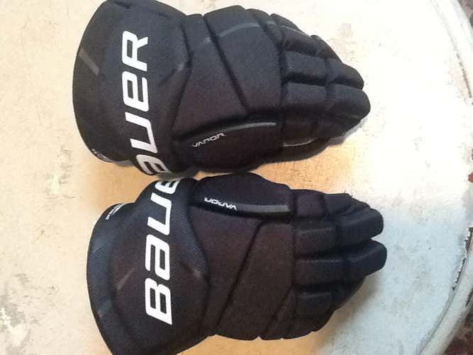 Bauer Vapor X:20 Black Hockey Gloves 11"