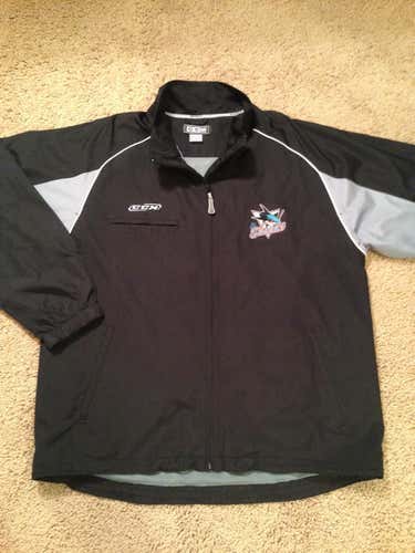 CCM SAN JOSE JR. SHARKS Hockey Rink Jacket, Size: Extra Large (XL/EG/TG)  ++ Very Good Used Condi...