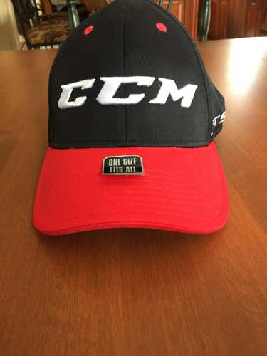 CCM Jetspeed One Size Fits All Fitted Black / Red