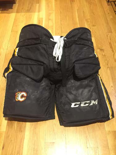NHL Calgary Flames Used CCM goalie pants size large