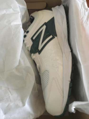New balance turf shoes green white size 10