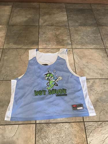 Hot Sauce summer lacrosse pinnie